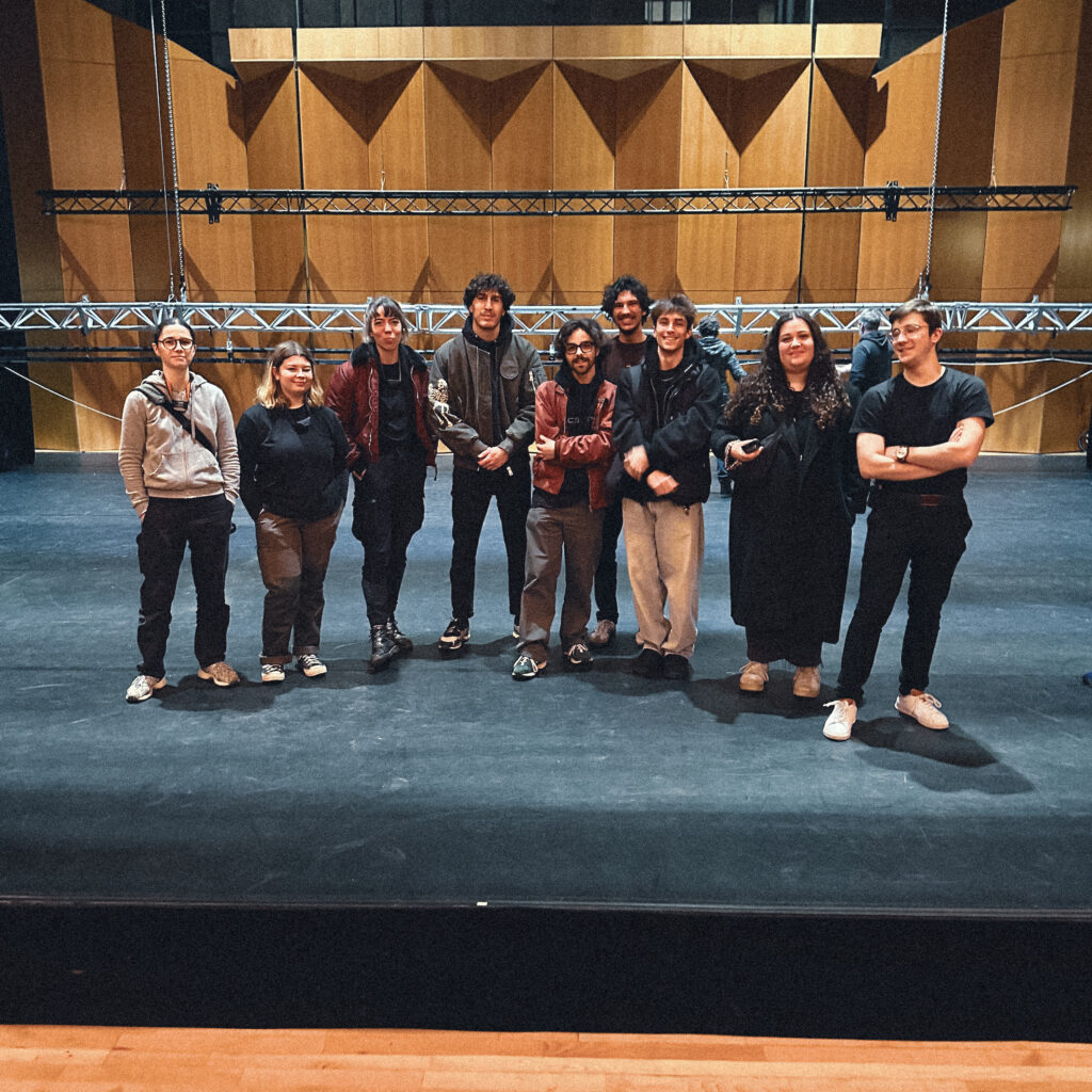 Photo des étudiants de 3iS Bordeaux ayant réalisé la captation au Théâtre Nonchaloir.